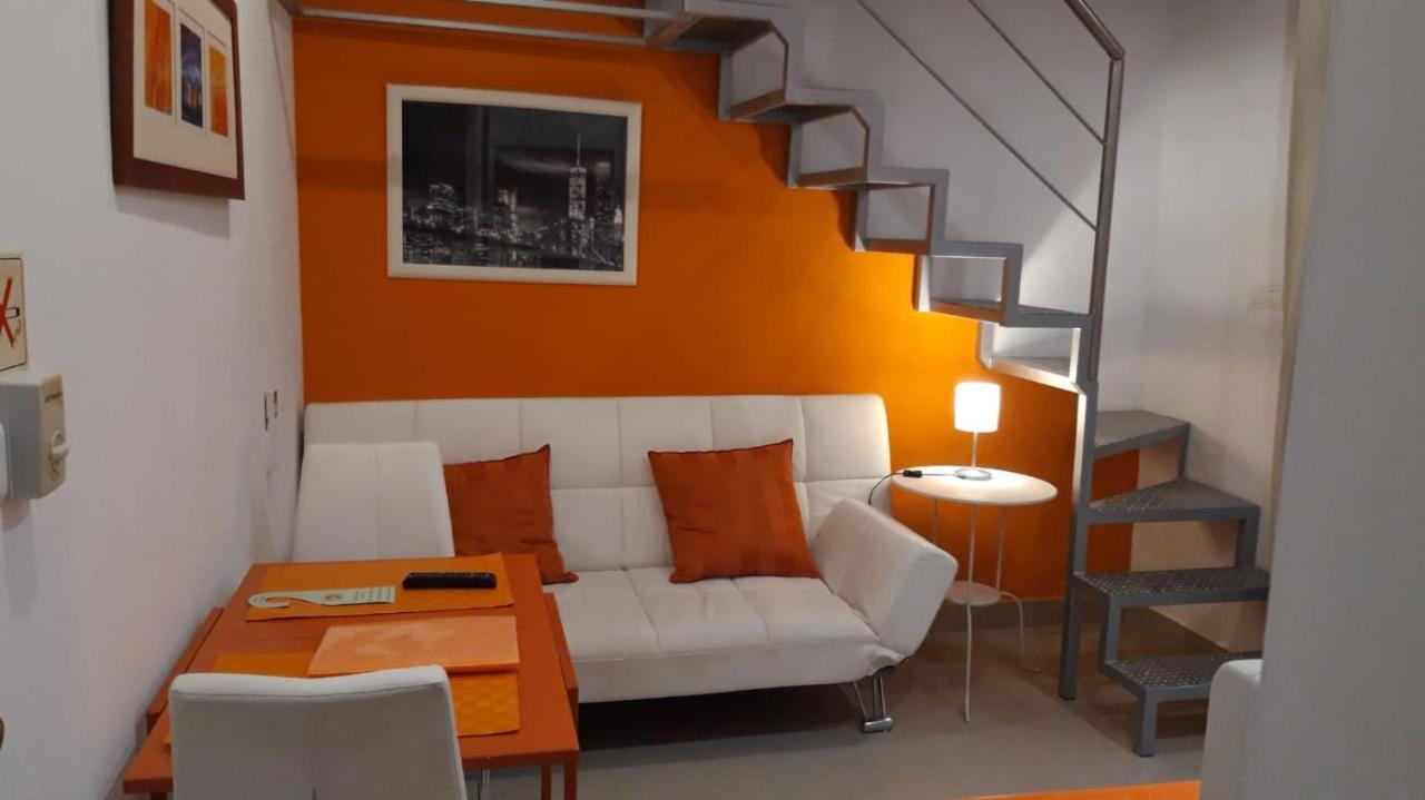 Apartamentos Marques De La Merced Malaga Bagian luar foto
