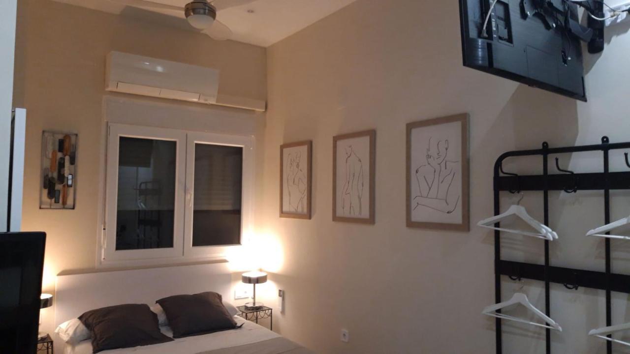 Apartamentos Marques De La Merced Malaga Bagian luar foto