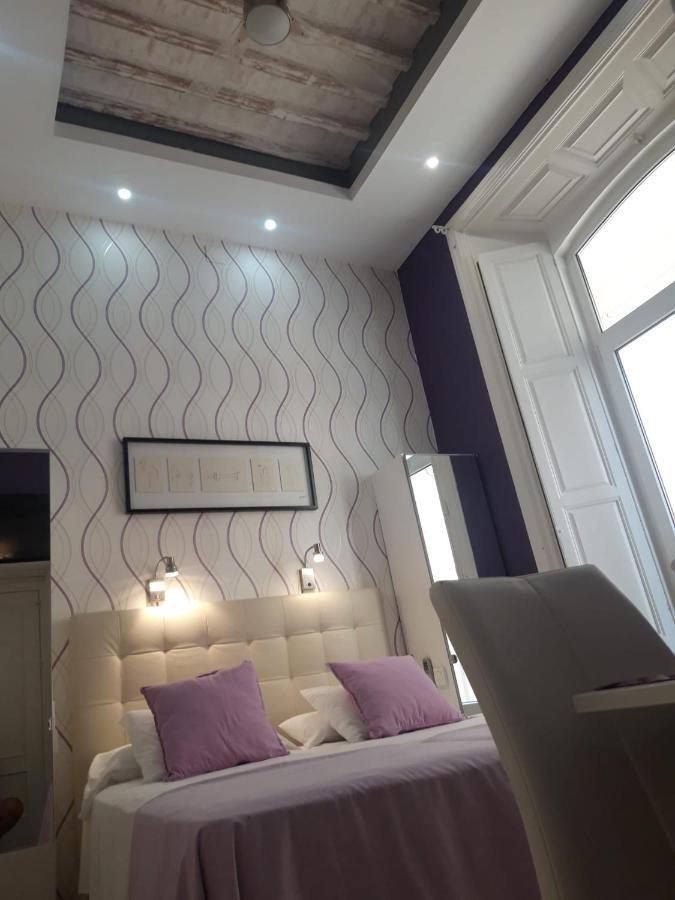 Apartamentos Marques De La Merced Malaga Bagian luar foto