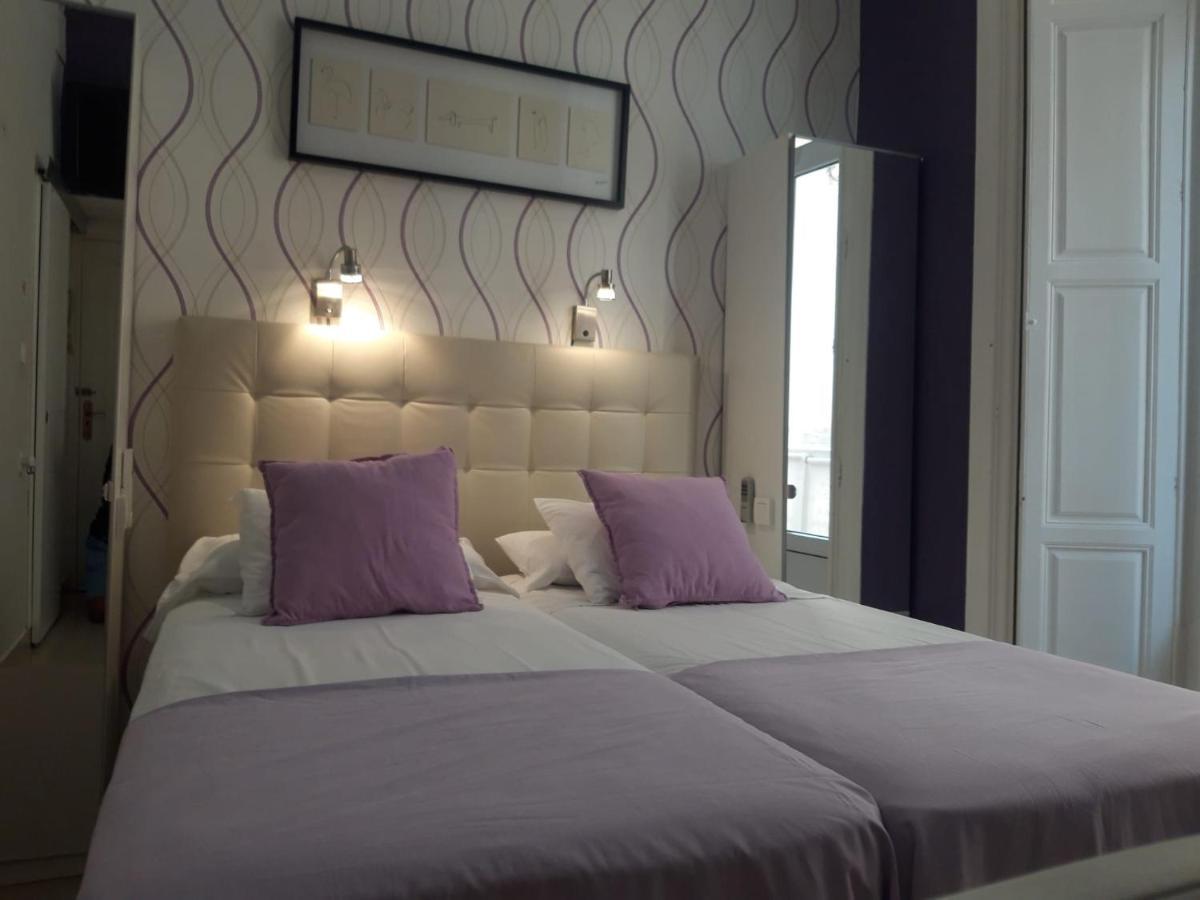 Apartamentos Marques De La Merced Malaga Bagian luar foto