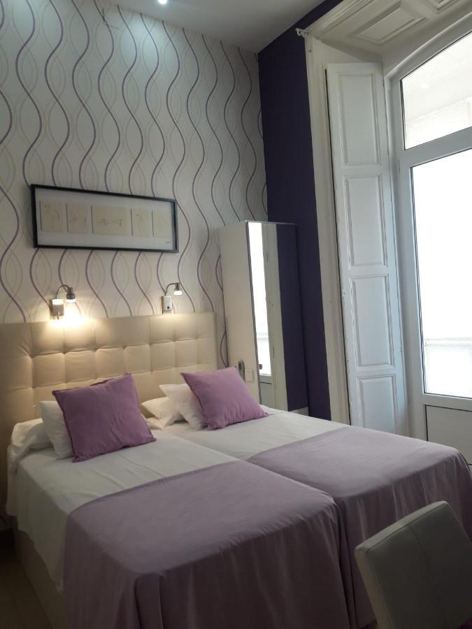 Apartamentos Marques De La Merced Malaga Bagian luar foto