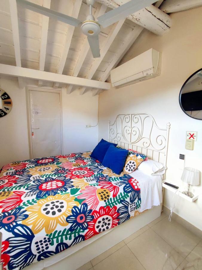 Apartamentos Marques De La Merced Malaga Bagian luar foto