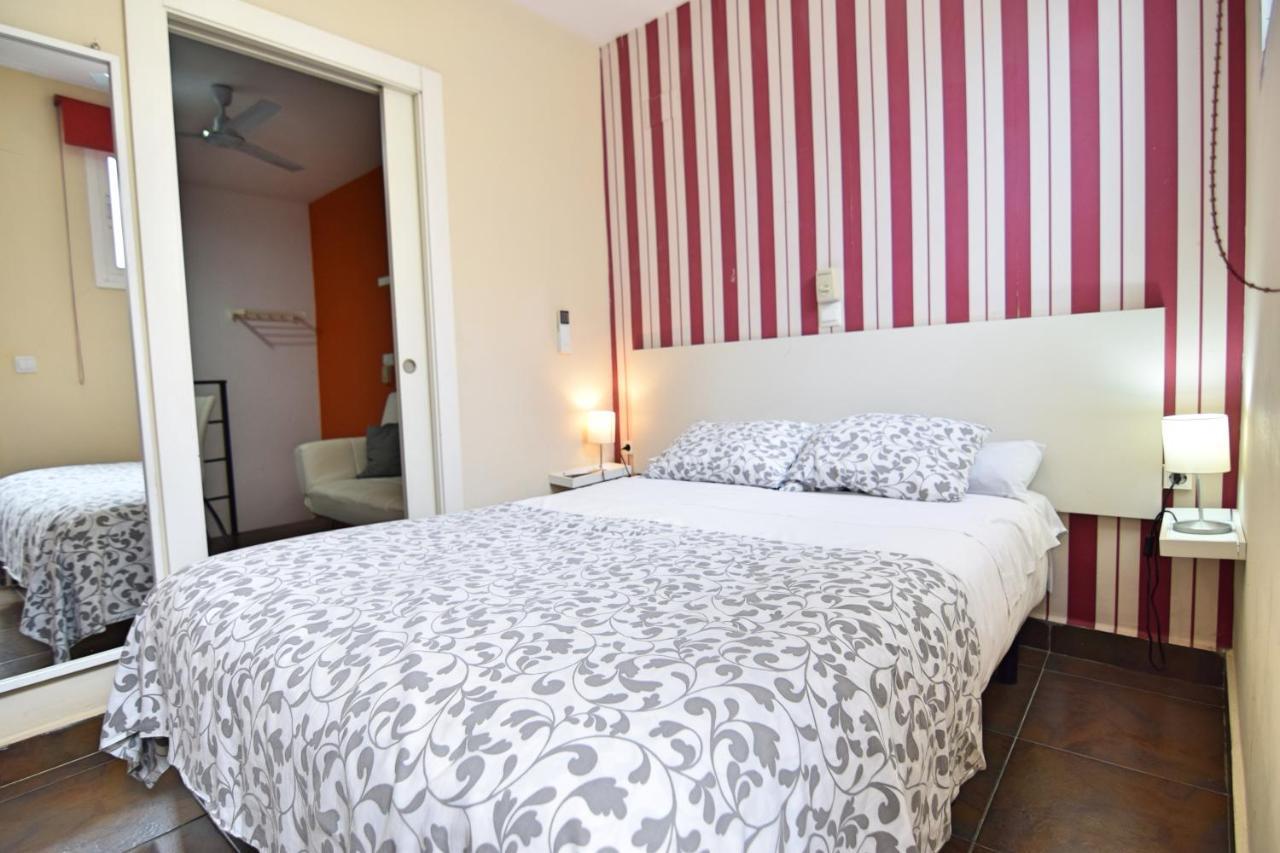 Apartamentos Marques De La Merced Malaga Bagian luar foto