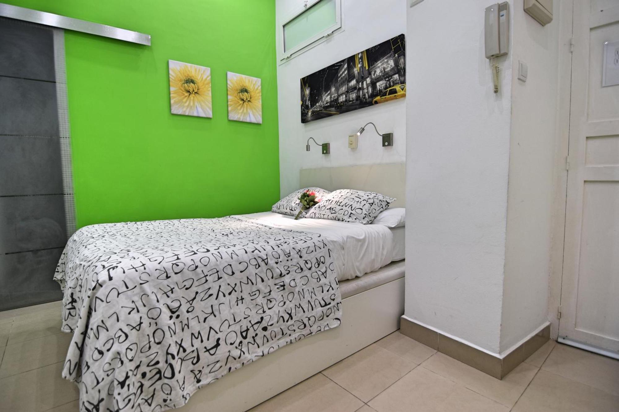 Apartamentos Marques De La Merced Malaga Bagian luar foto
